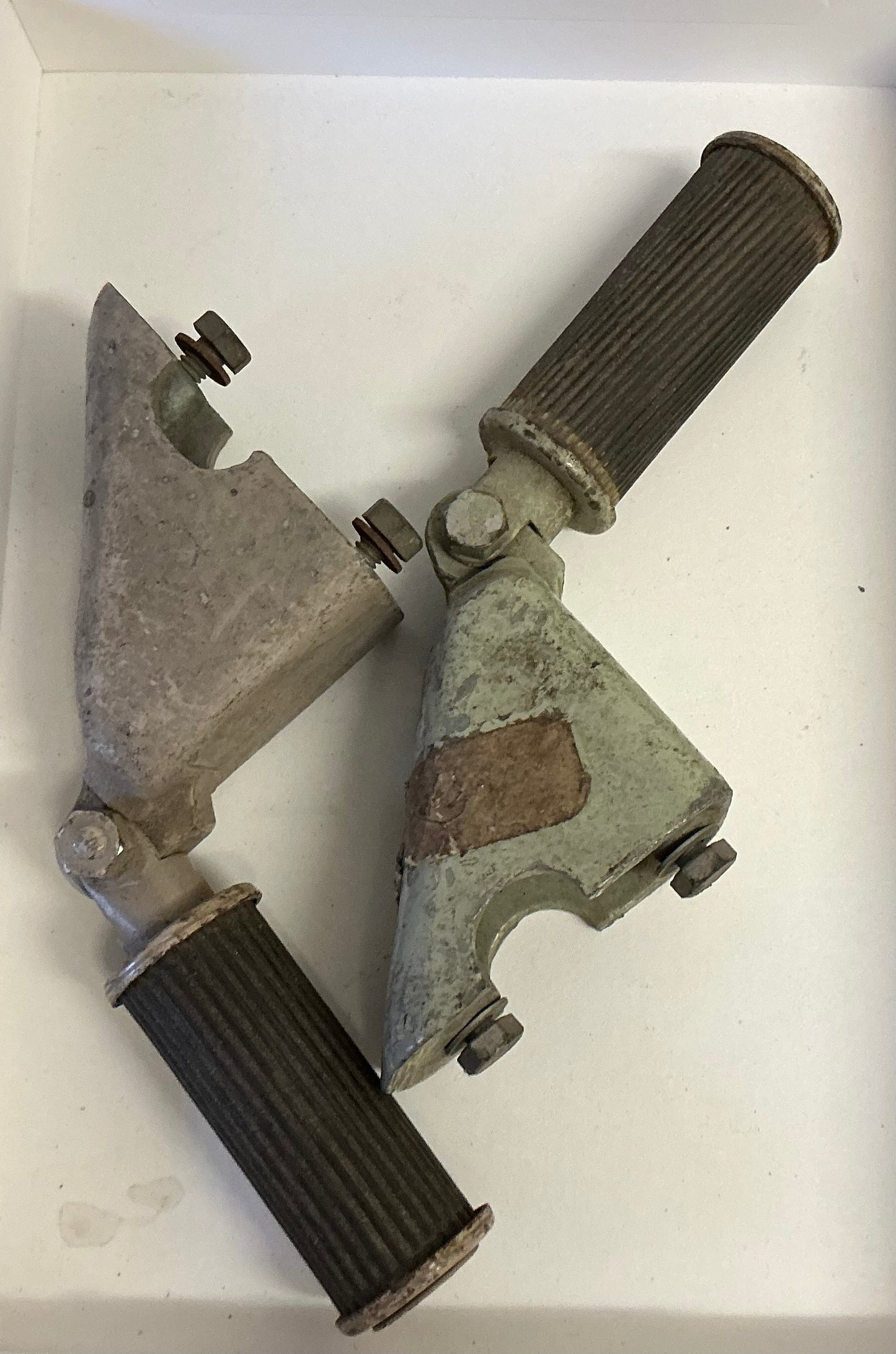 Vespa 1950s original assessors foot rests