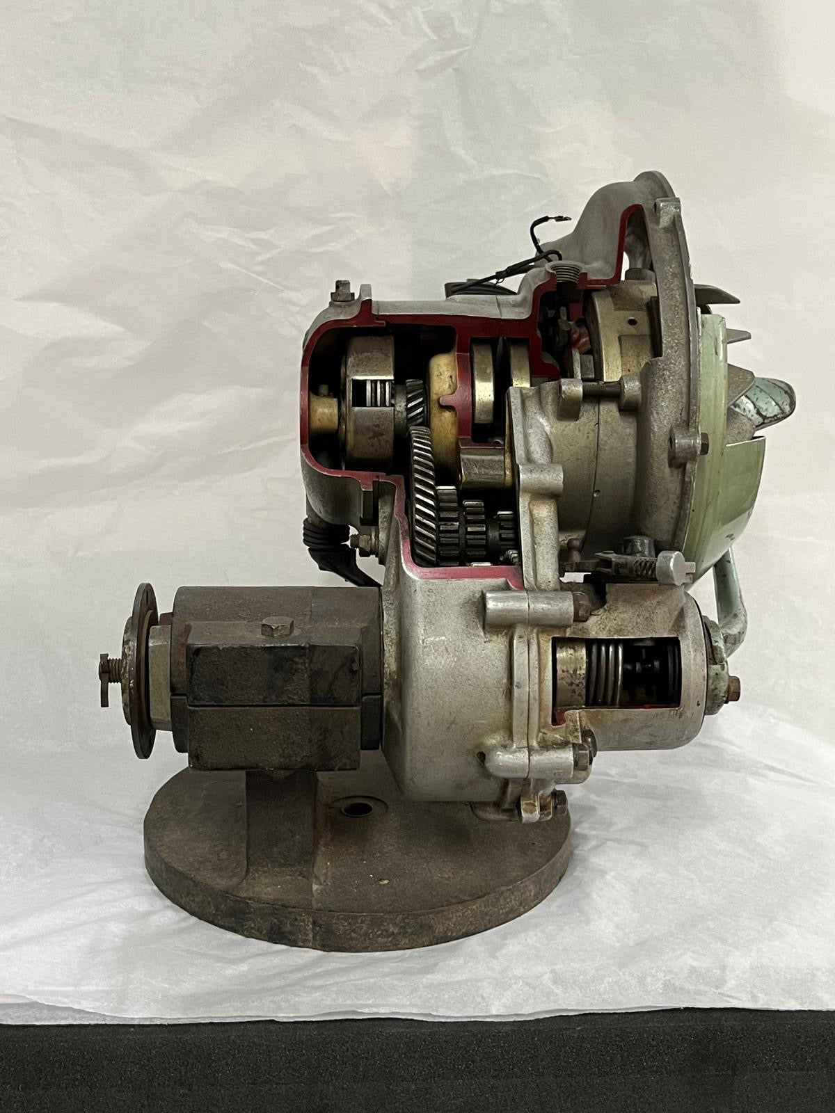 Vespa Douglas original rare cutaway engine