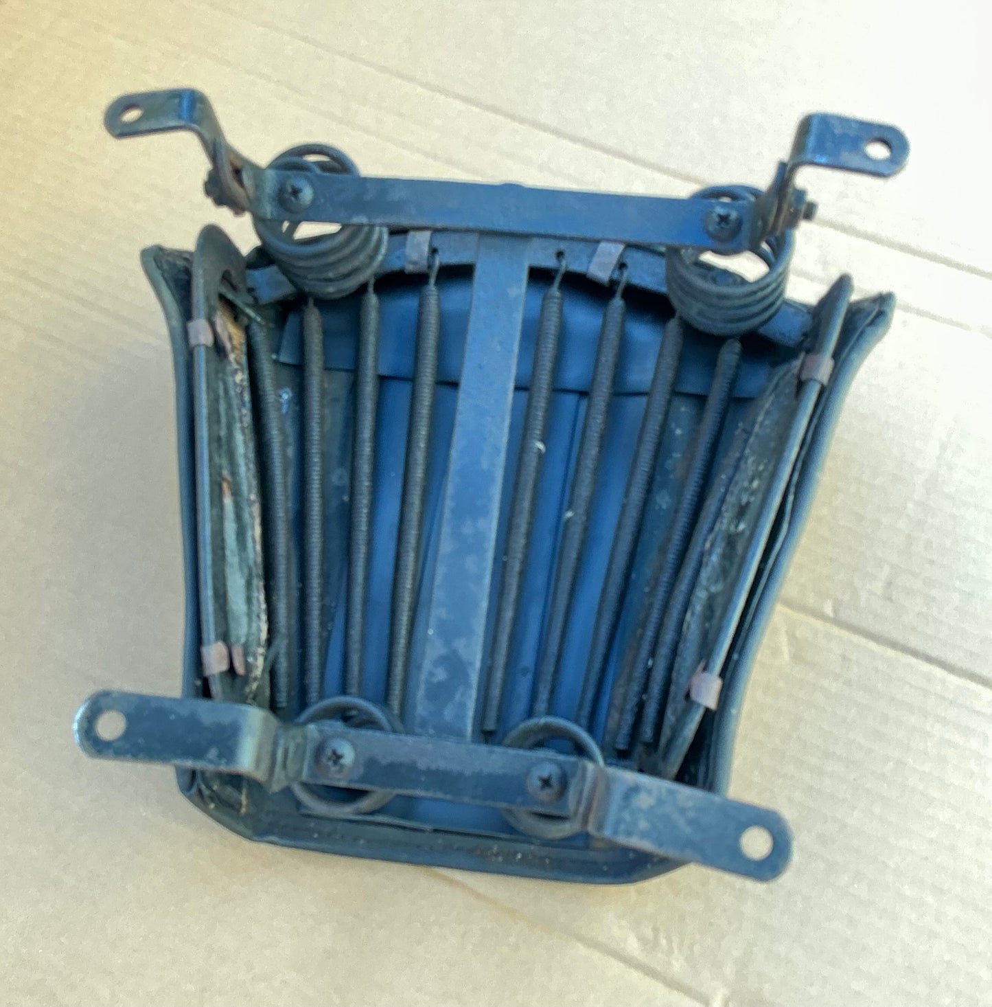 Vespa DOUGLAS original 1950s Milverton passenger seat , ROD & G models