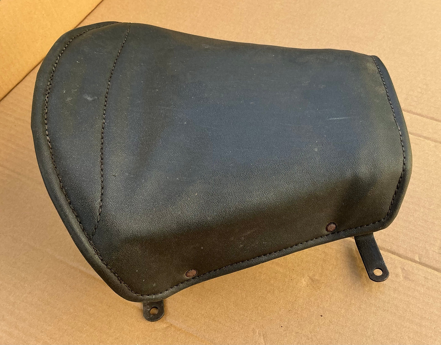 Vespa DOUGLAS original 1950s Milverton passenger seat , ROD & G models