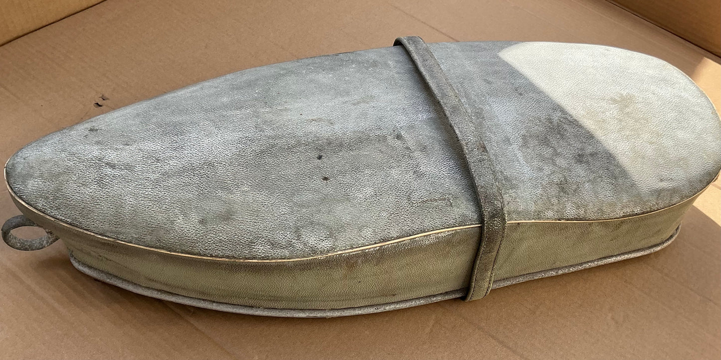 Vespa Douglas 152L2 , original used DENFIELD seat ,