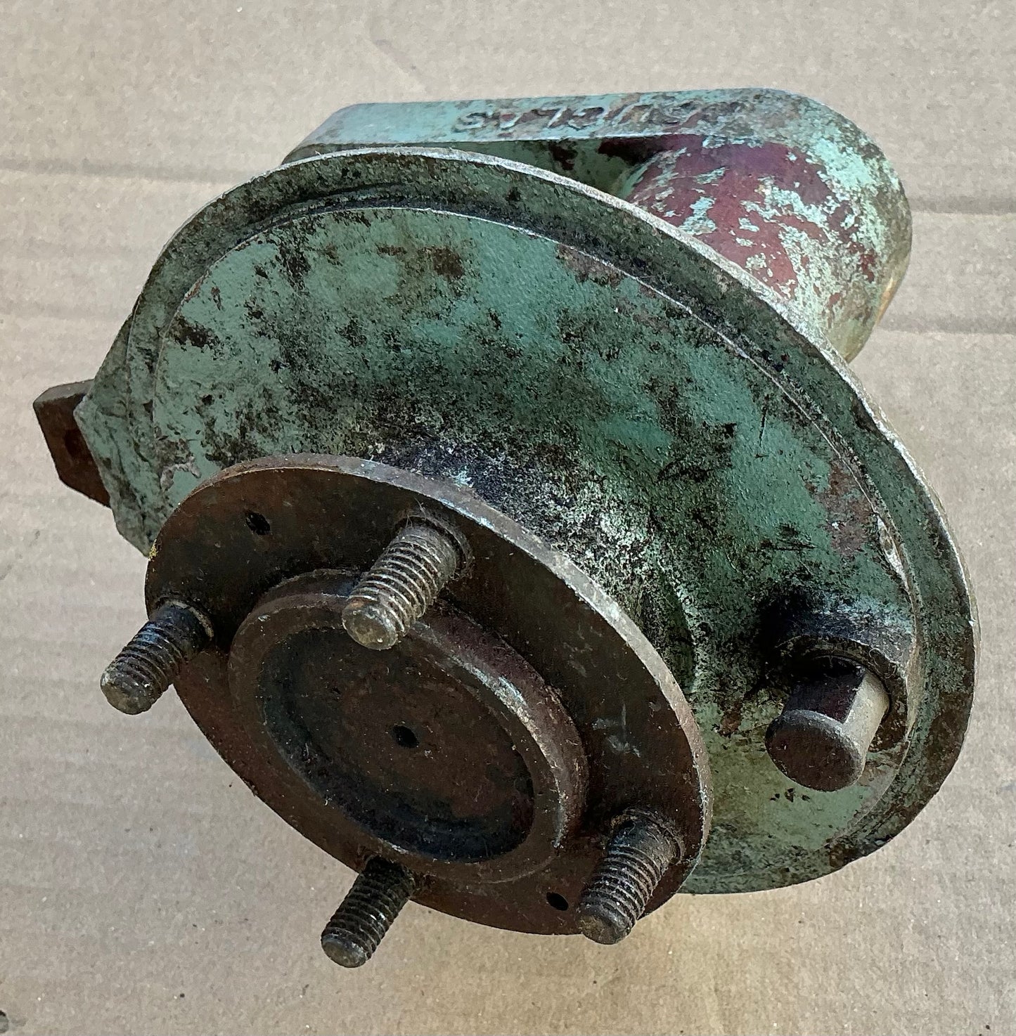 Vespa Douglas original front hub assembly, fits ROD & G models