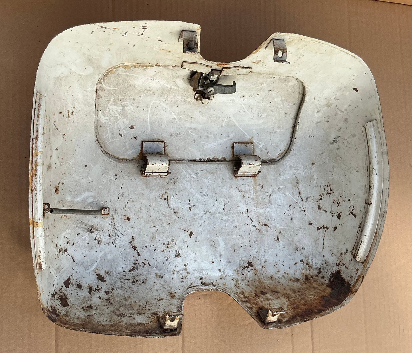 Vespa GS160 original paint NOS toolbox , no keys