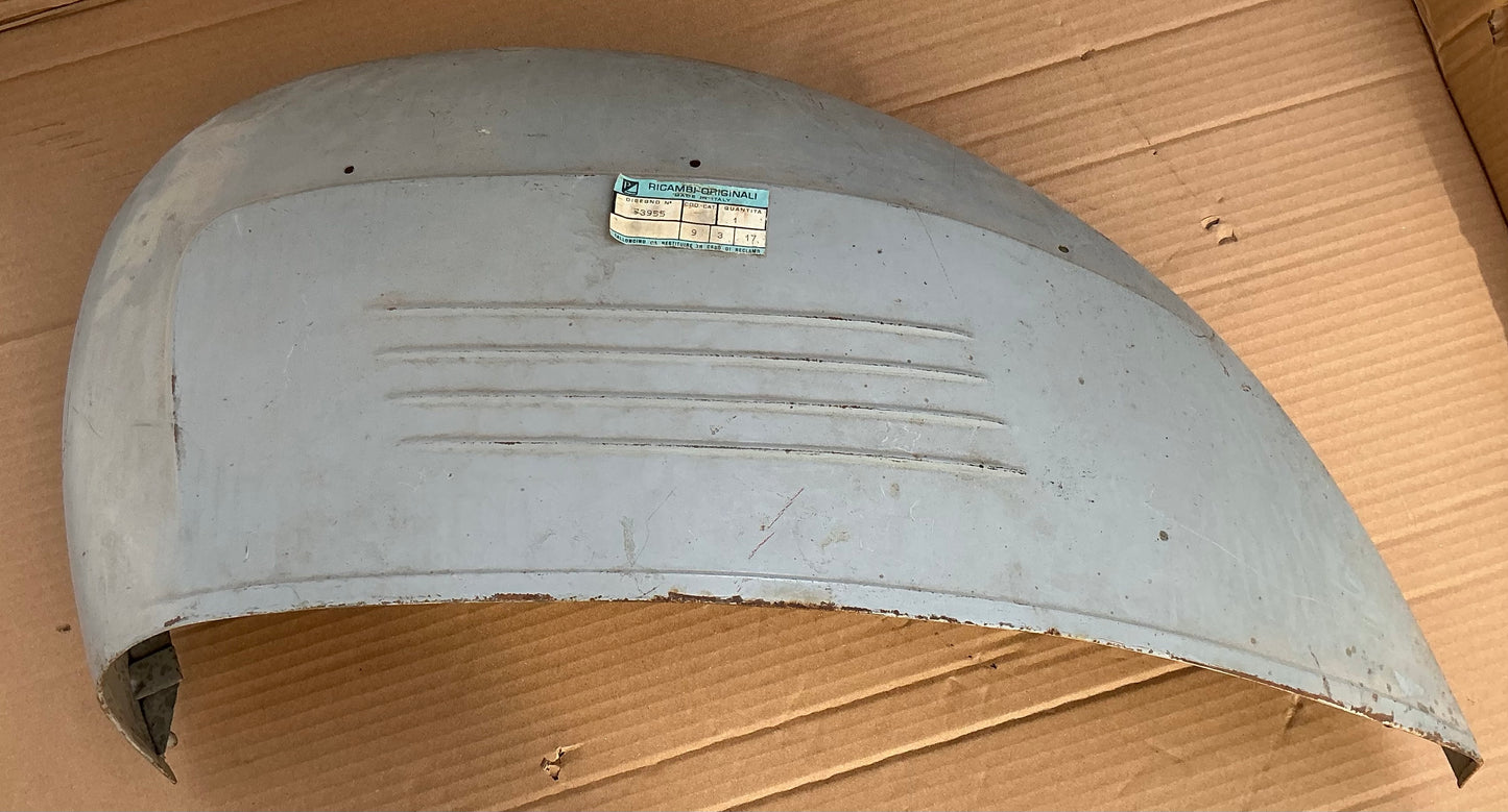 Vespa SS180 NOS Original sidepanel