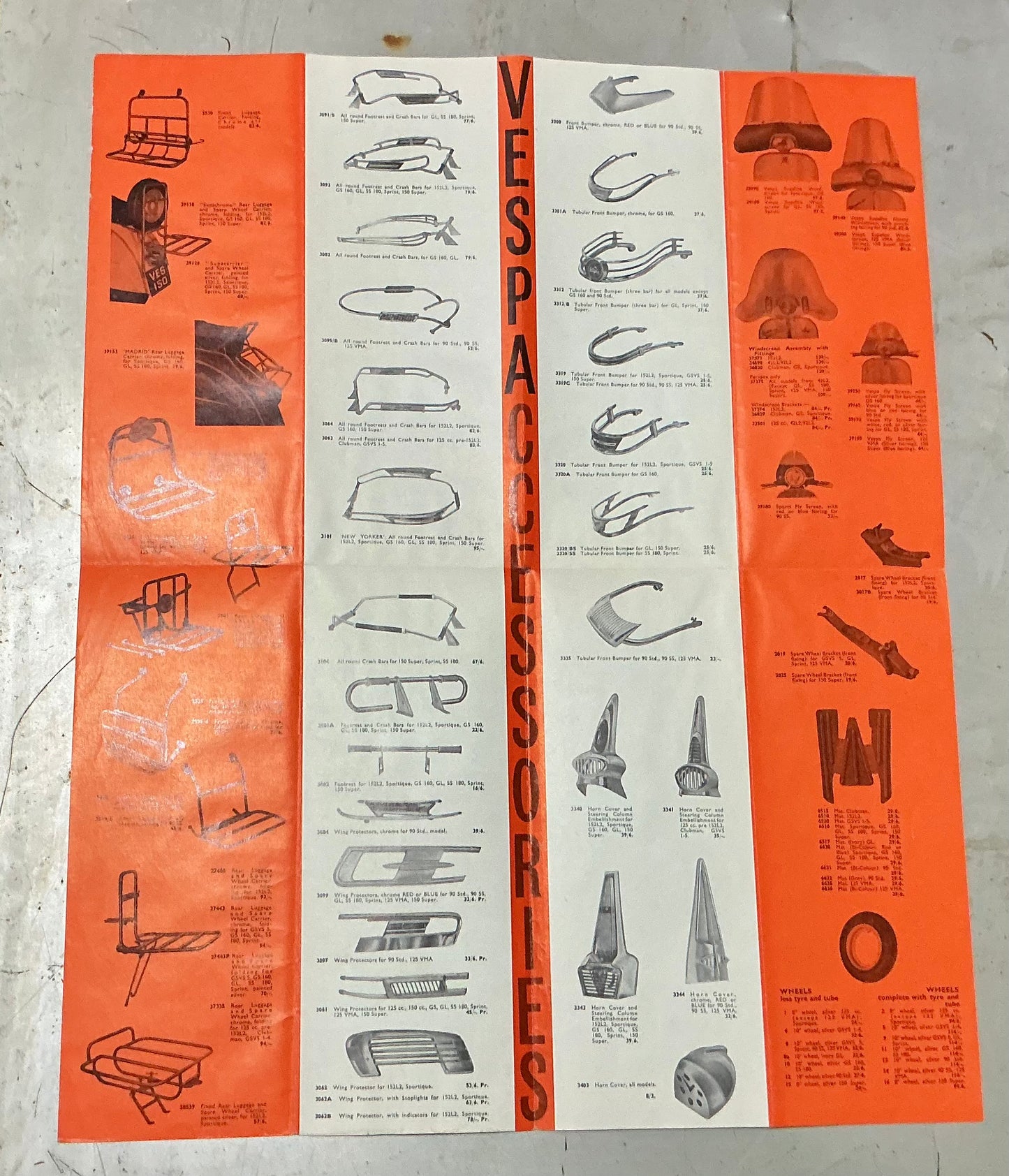 Vespa Accessories NOV/1966 brochure, folds out into a accessory poster