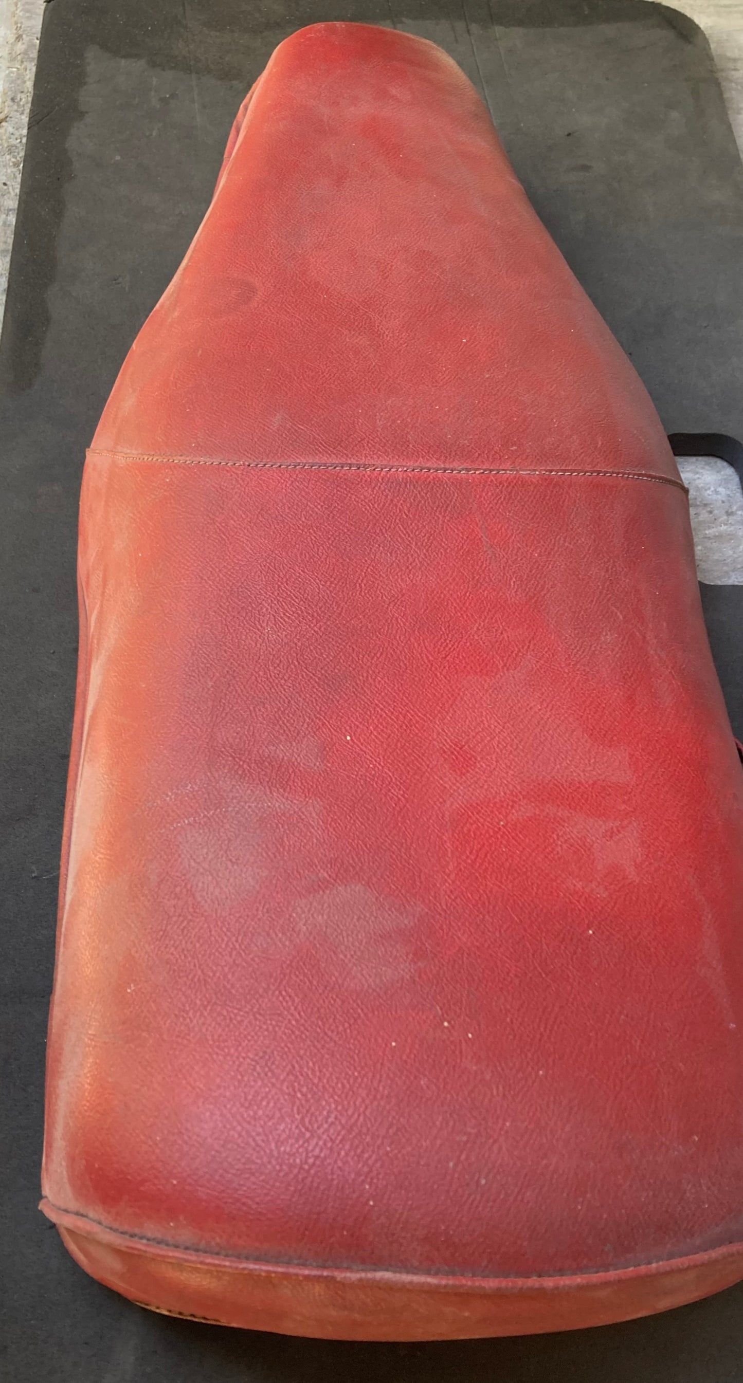 Vespa Douglas original 1950s complete dual used seat, also has hinge bracket